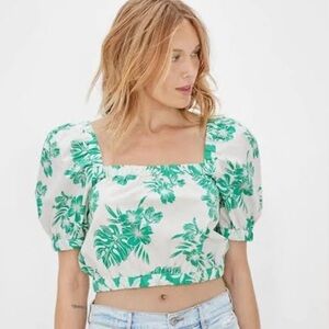 American Eagle Outfitters Green Floral Blouse